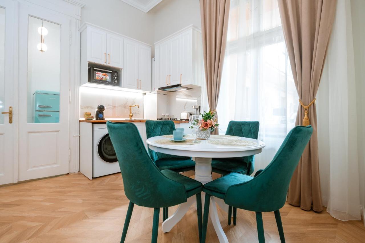 Apartament De Lux Central, P-Ta Matei Corvin Kolozsvár Kültér fotó