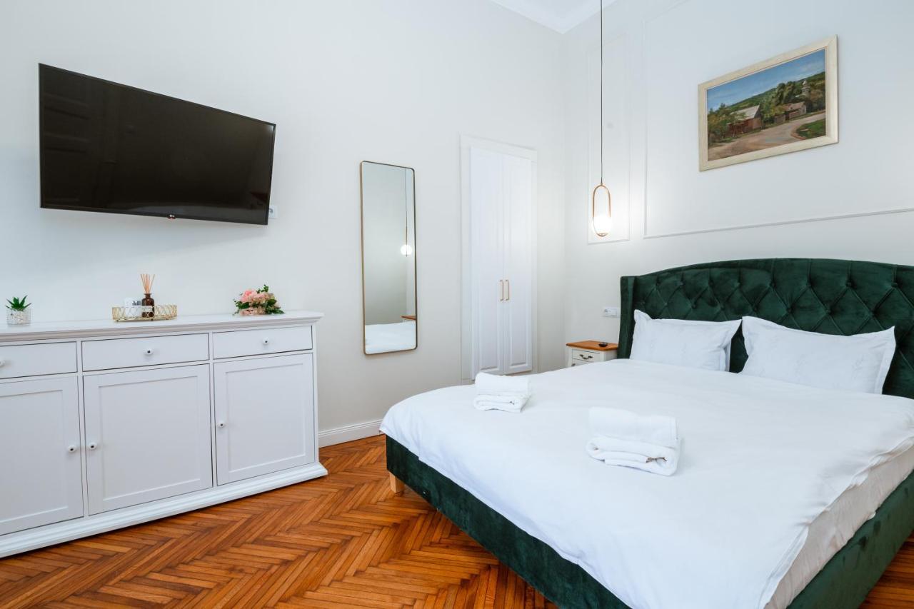 Apartament De Lux Central, P-Ta Matei Corvin Kolozsvár Kültér fotó